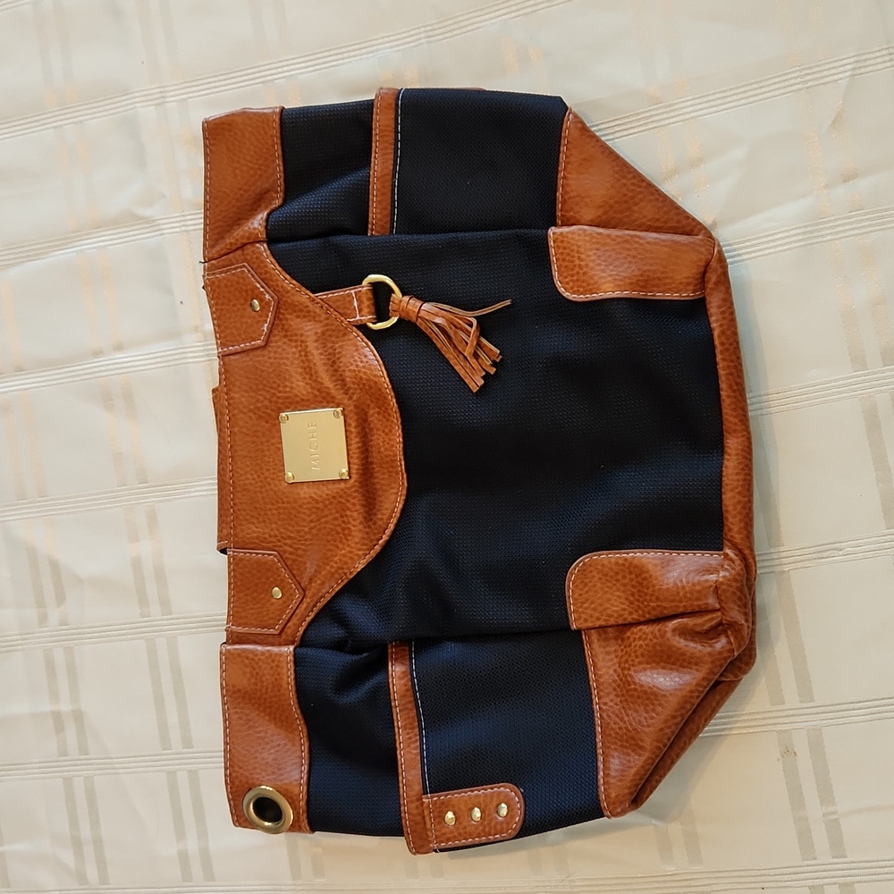 black and brown miche shell